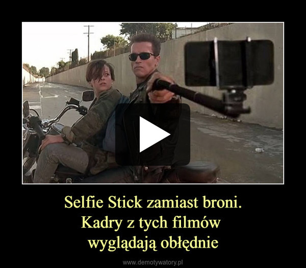 Selfie Stick zamiast broni.Kadry z tych filmów wyglądają obłędnie –  